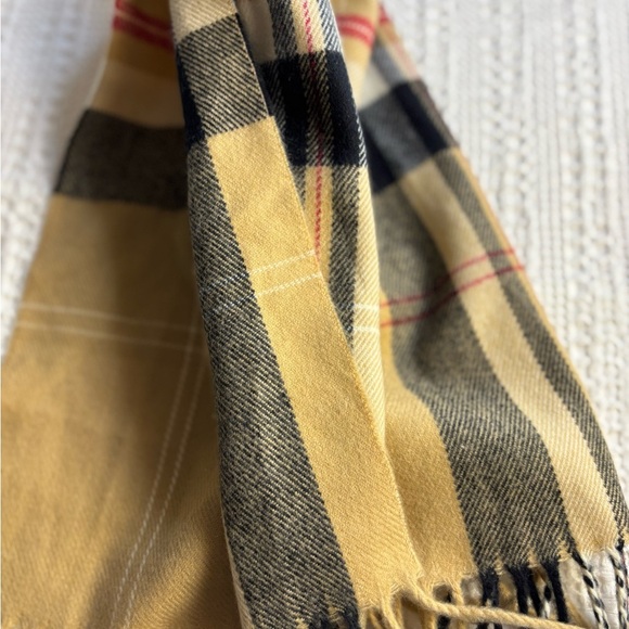 Unisex Adult Blk , Tan , & Red 100% Cashmere Plaid Classic Scarf (12.7 x 35) - Picture 3 of 8